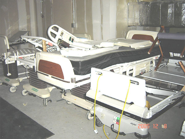 hospital bed photo